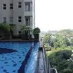 Spacious Studio Room Apartment At Parahyangan Residence By Travelio