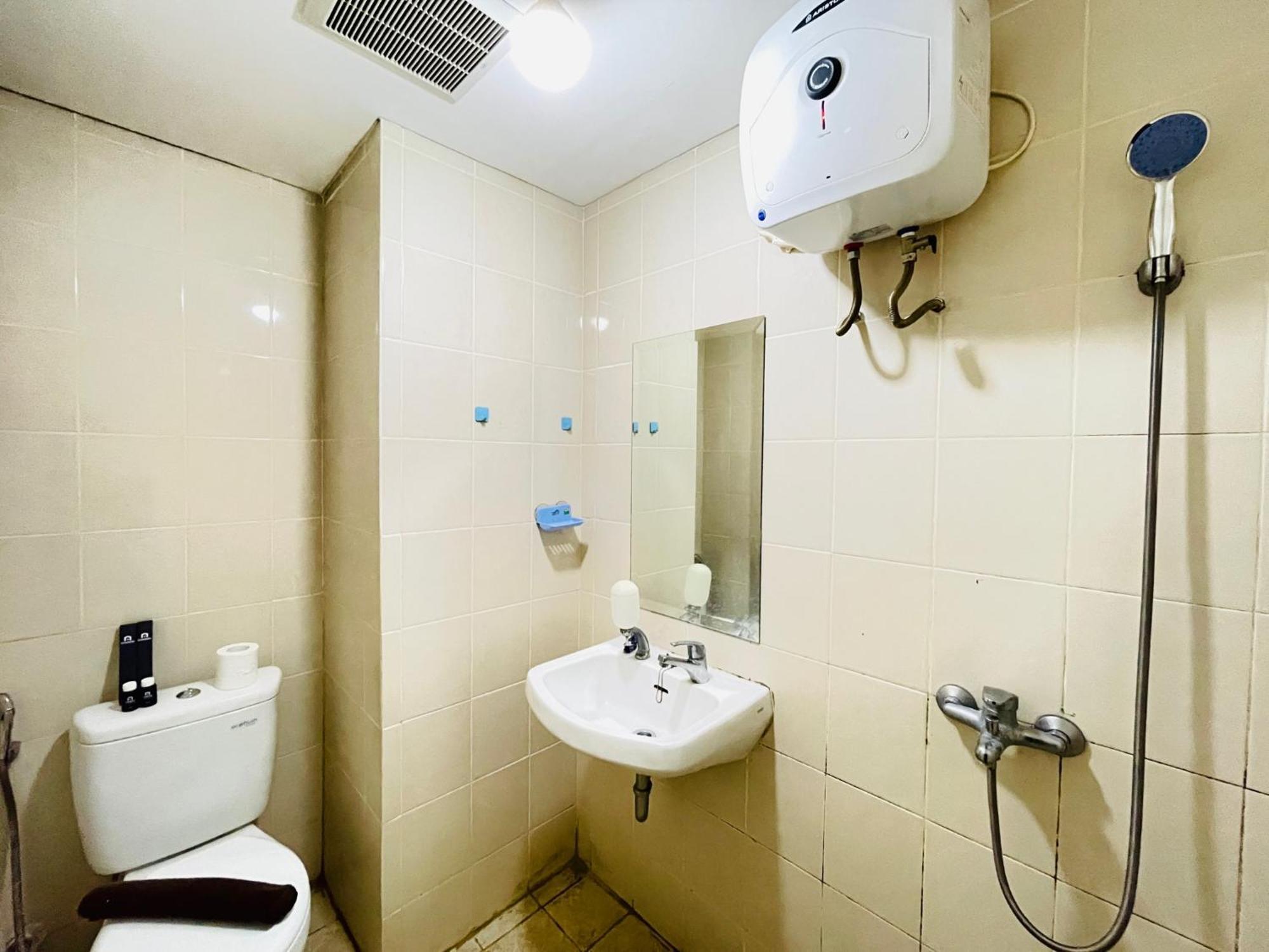Spacious At Parahyangan By Travelio Apartemen *