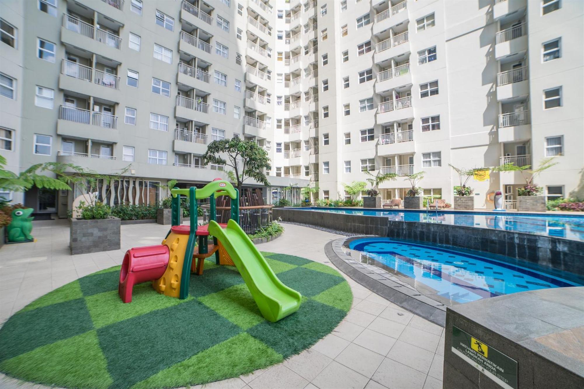 Apartemen Spacious At Parahyangan By Travelio Bandung